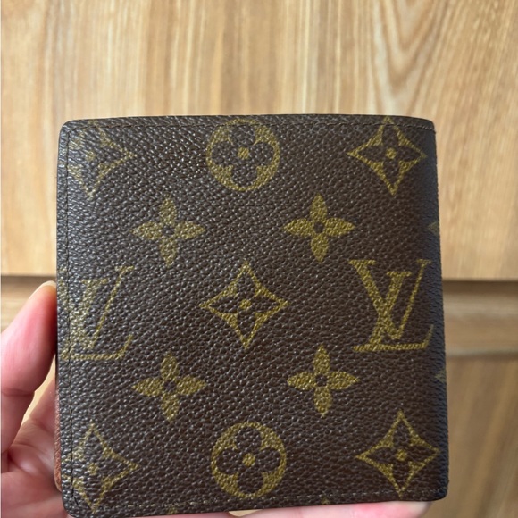 Auth Louis Vuitton Monogram Portefeiulle Marco Bifold Wallet - Picture 10 of 11
